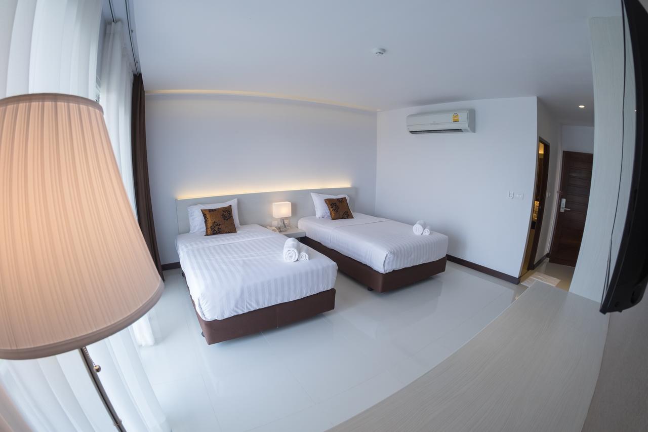 Chaisaeng Villa Sing Buri Exteriör bild