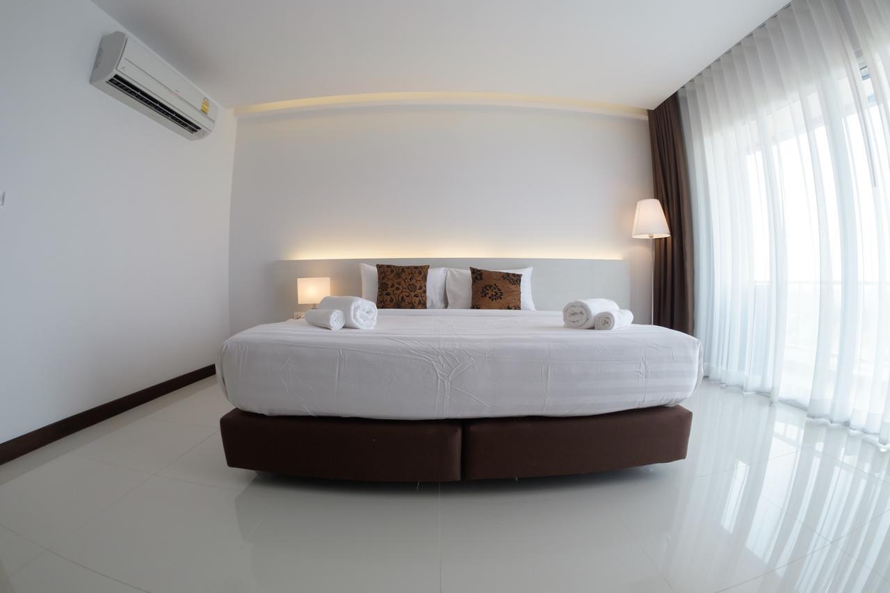Chaisaeng Villa Sing Buri Exteriör bild